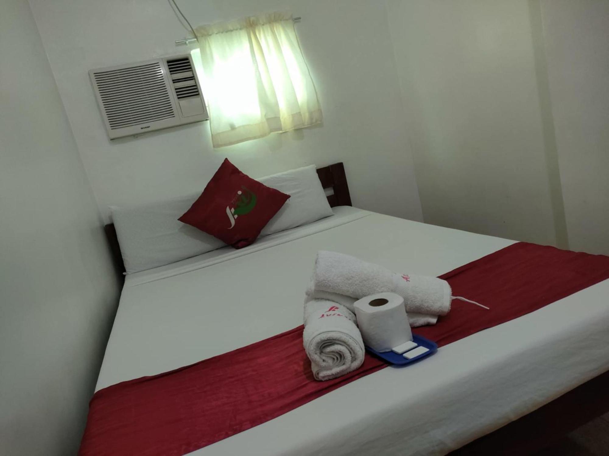 Axis Pension Hotel Lapu-Lapu City Exterior photo