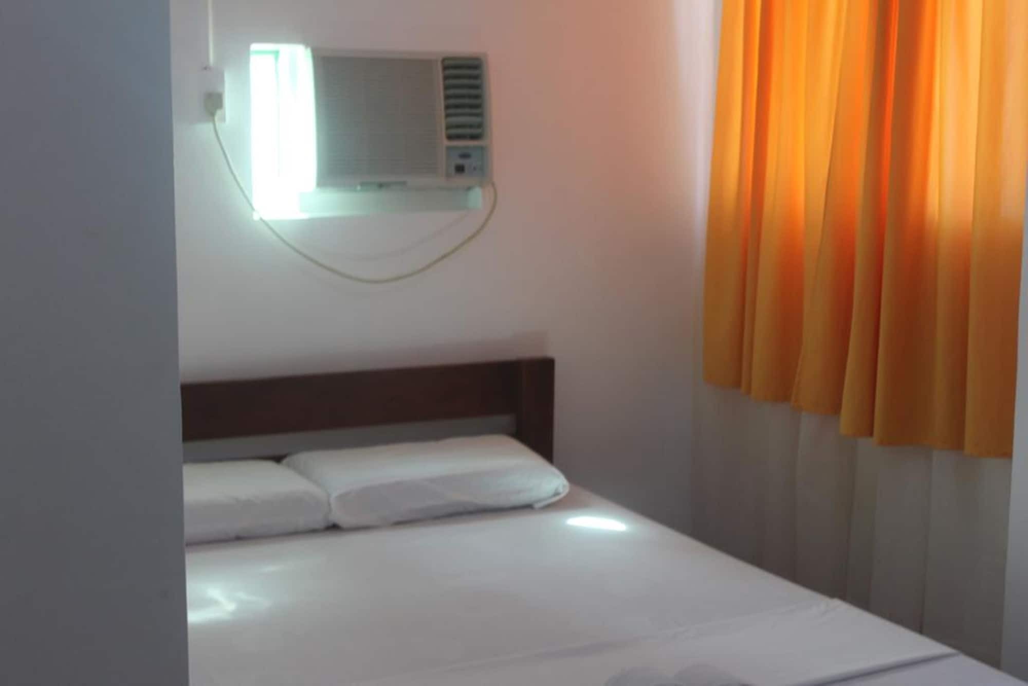 Axis Pension Hotel Lapu-Lapu City Exterior photo